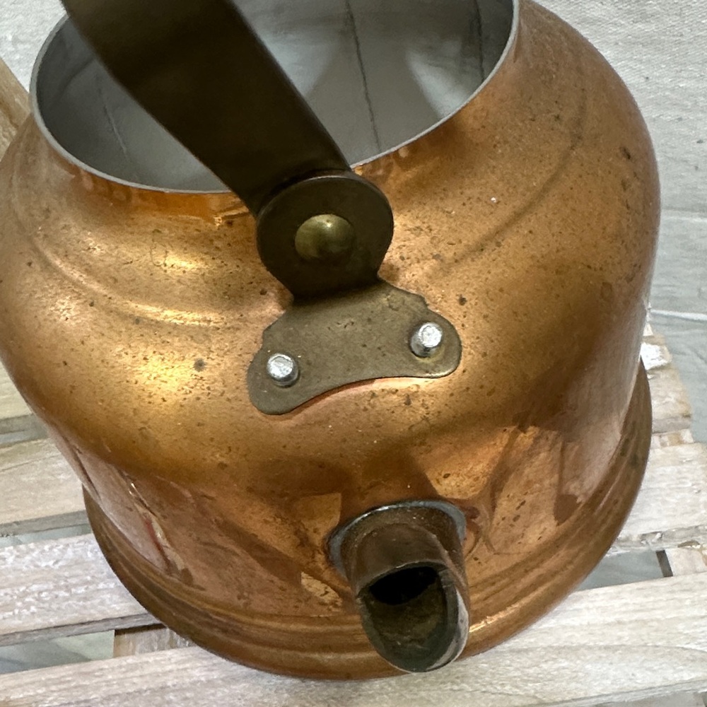 Centuria vintage Copper-Color Stovetop Kettle with Wood Handle - Picture 8 of 11